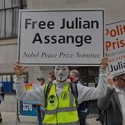 Ep 807 John Pilger Julian Assange S Extradition Case Is A Show Trial