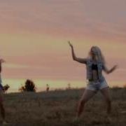 Lariss Dale Papi Zumba Julia Korolova