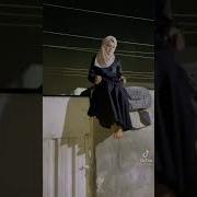يصور اخته