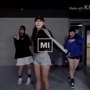 Bun Up The Dance Slow Mirrored
