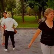 У Реки У Речки Рос Кудрявый Клен