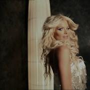 Victoria Silvstedt Love It