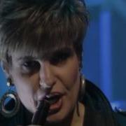Hazell Dean