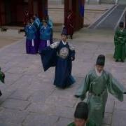 Park Bo Gum Dancing Bomba Stick