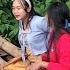DUA GADIS DESA MANDI DI SUNGAI