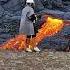 Berbahaya Tapi Menguntungkan Gadis Ini Kumpulkan Lava Dari Gunung Berapi Shorts