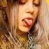 Перевод песни Billie Elish You Should See Me In A Crown