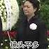 在李克强总理遗体告别悼念中 可以看到彭丽媛夫人极度悲伤