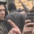 Возле Сбербанка произошли стычки между активистами Азова и полицией Есть пострадавшие