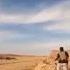قطاع طرق يرمون راعي هايلوكس بدون حقوق