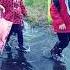 Аким и Алиса гуляют по лужам Rain Rain Go Away Рейн рейн гоу эвей детская песня