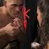 Алекс Перейра отмечает свою победу снюсом Перейра победа UFC