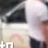 妻子与教练暗中勾搭聊骚 丈夫拳脚相加逼其下跪 目前被刑拘