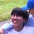 И ведь Хоби тоже очень любит Тэхёна тэхён хосок дружба Taehyung Ho Seok Bts V Jhope